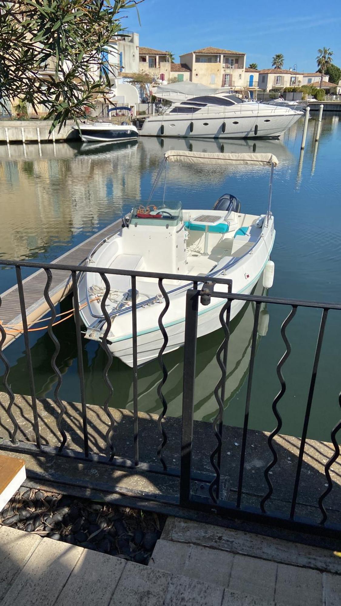 Marina 26 Villa Aigues-Mortes Eksteriør bilde